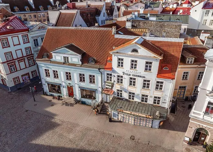 Lux Apartment Town Hall Square View
