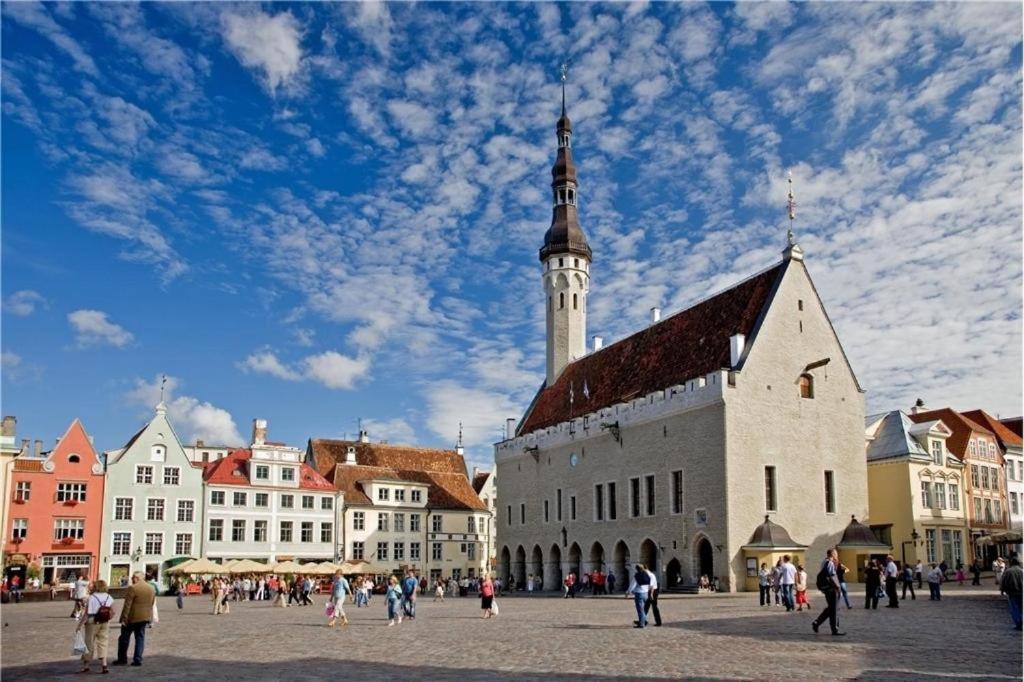 Lux Town Hall Square View Leilighet *